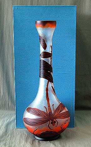 ガレ風花瓶　トンボ