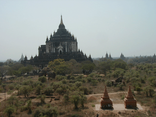 ミャンマー　バガン　寺院画像